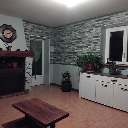 Deconnection Villa Saint-Cyr-des-Gats Екстериор снимка