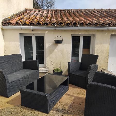 Deconnection Villa Saint-Cyr-des-Gats Екстериор снимка